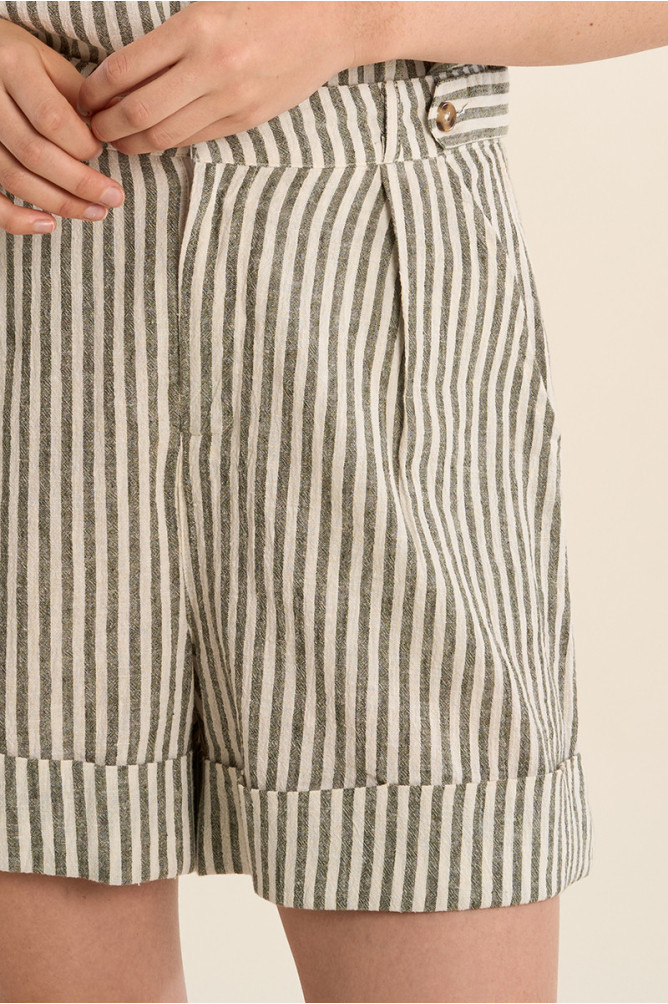 short-de-mujer-corto-estampado-rayas- (4)